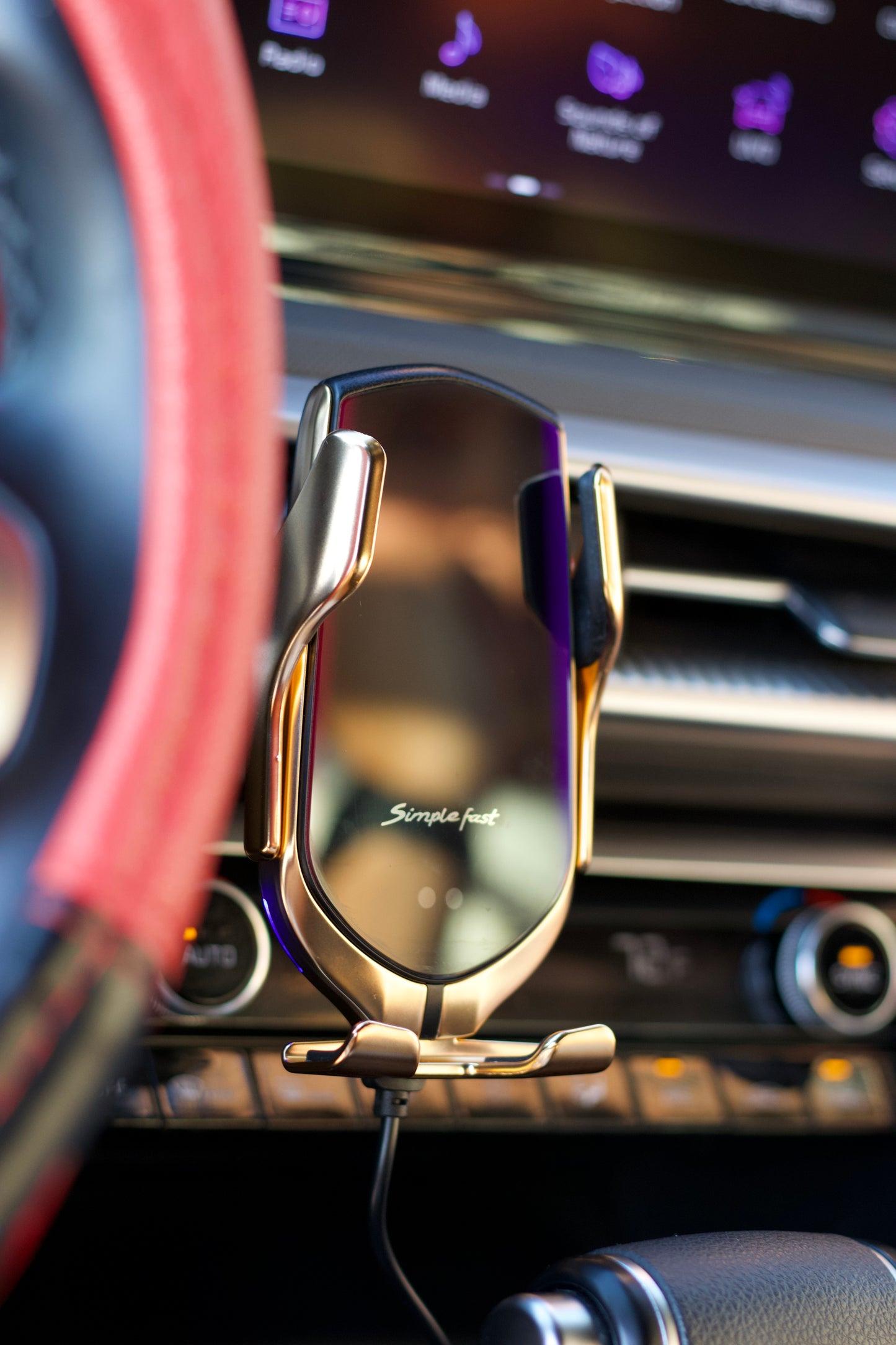 SnapDrive Wireless Car Mount – Auto-Clamp Fast Charger